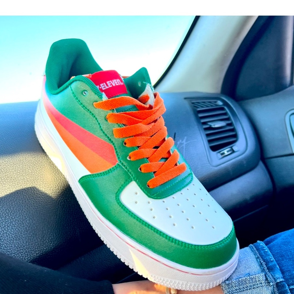 7-Eleven x The Shoe Surgeon Custom Sneakers – Limited Edition – Size 9.5